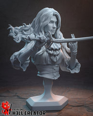 Maelle Bust