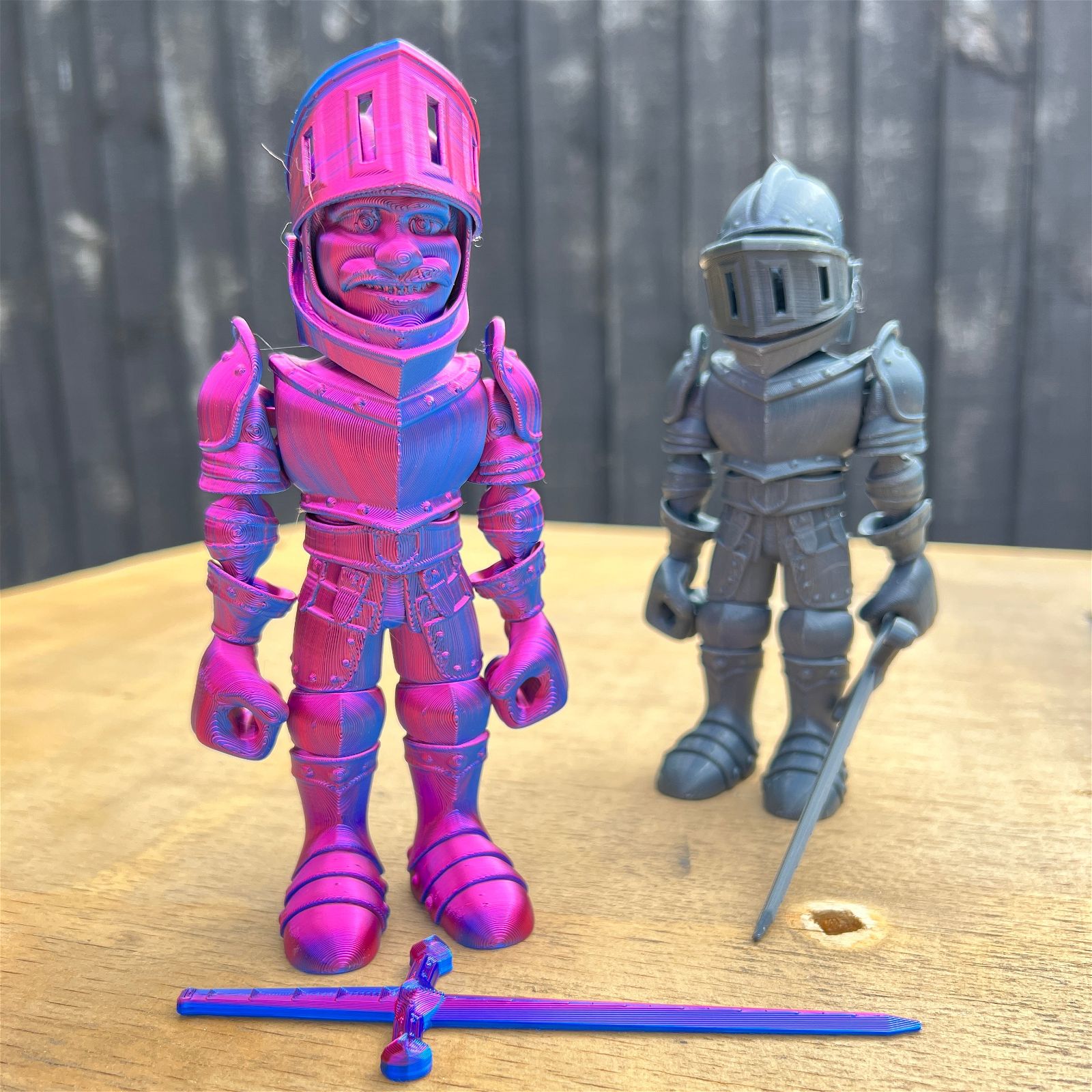 Flexi Knight with Sword - The Printable Dragon